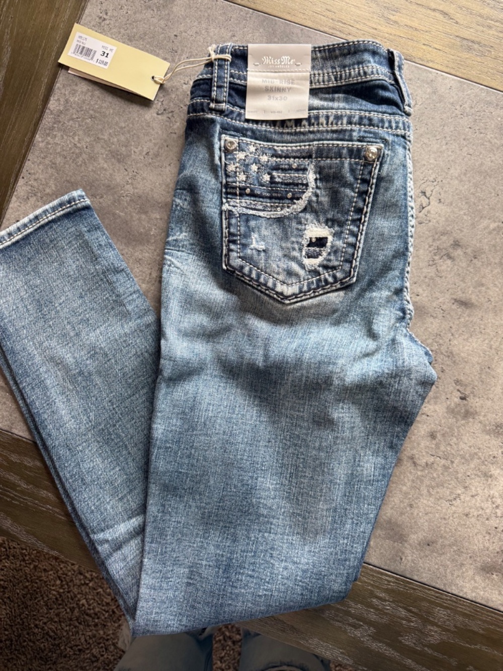 NWT MISS ME MID RISE SKINNY 31x30 - Picture 2 of 3